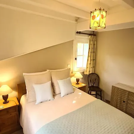 Cosy With Private Pool Holiday home