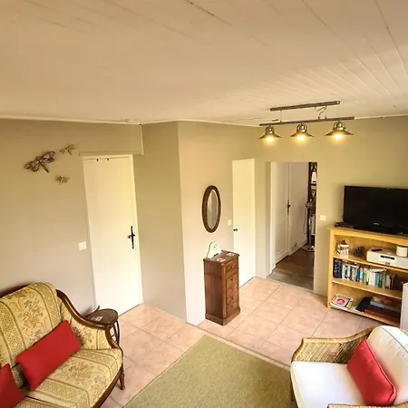 Cosy With Private Pool Holiday home